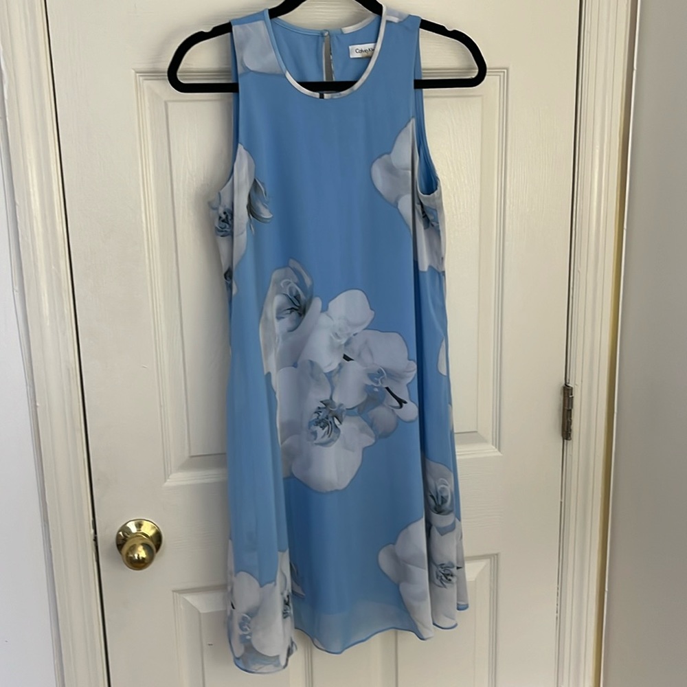 Floral shift dress